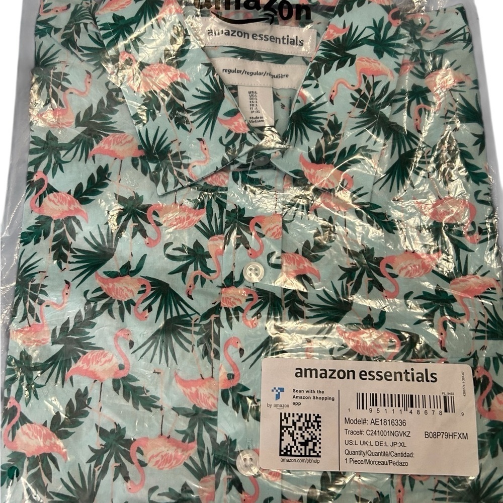 **Dive Into Style - Amazon Flamingo Button-Up! 🦩✨** - Picture 3 of 5